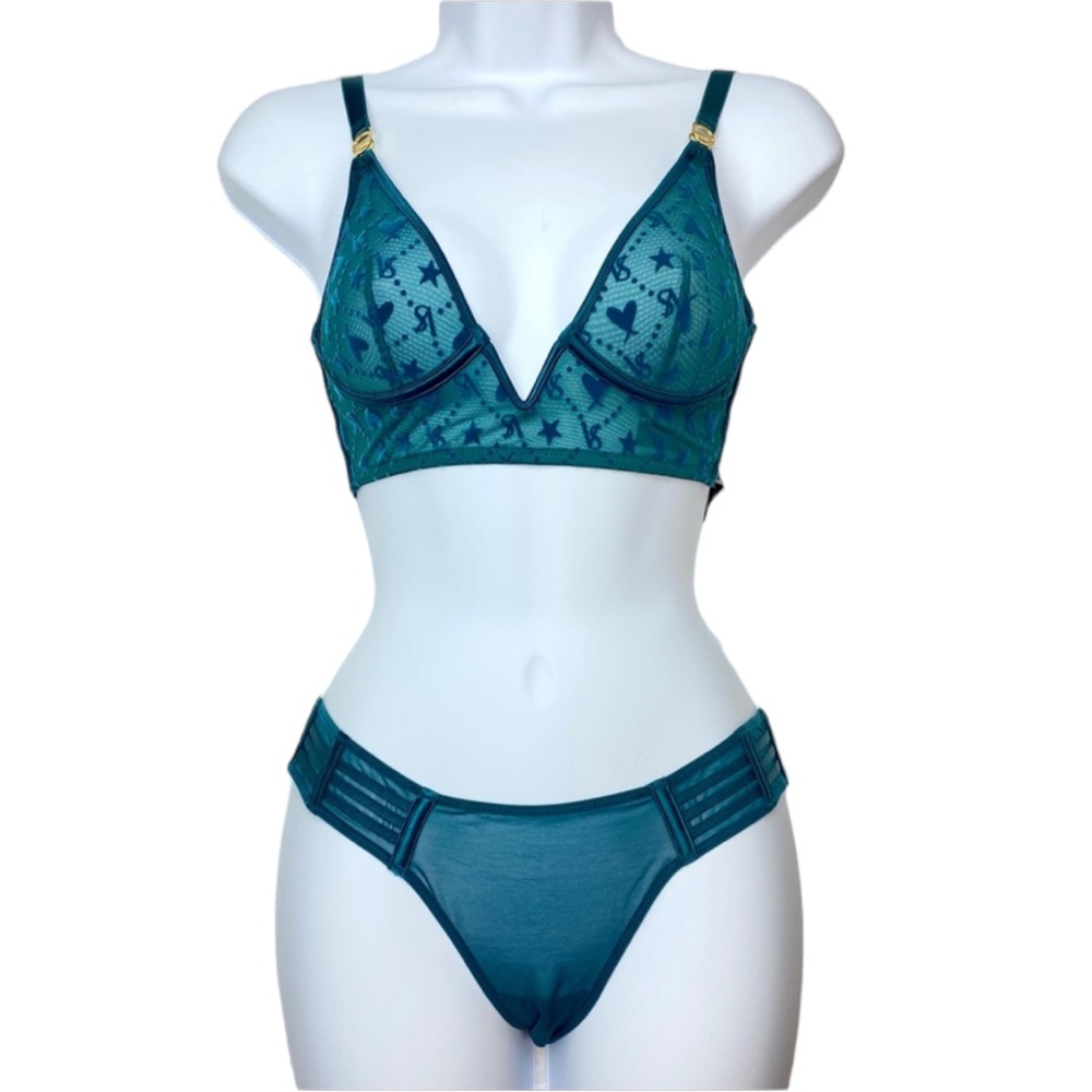 NWT Victoria’s Secret Emerald Luxe V Wire Long Line Mesh Logo Bra & Panty Set